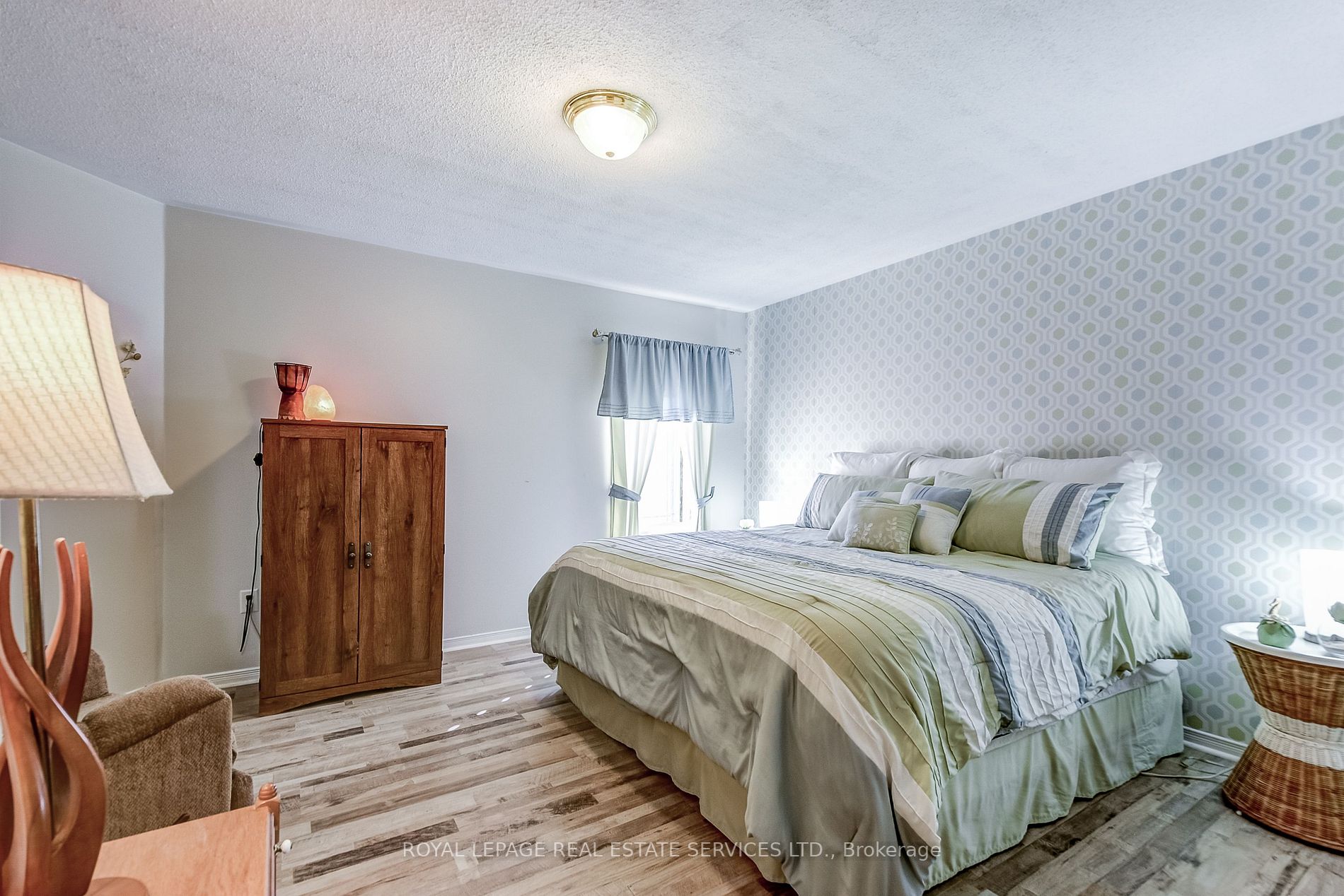 3 Crittenden Drive