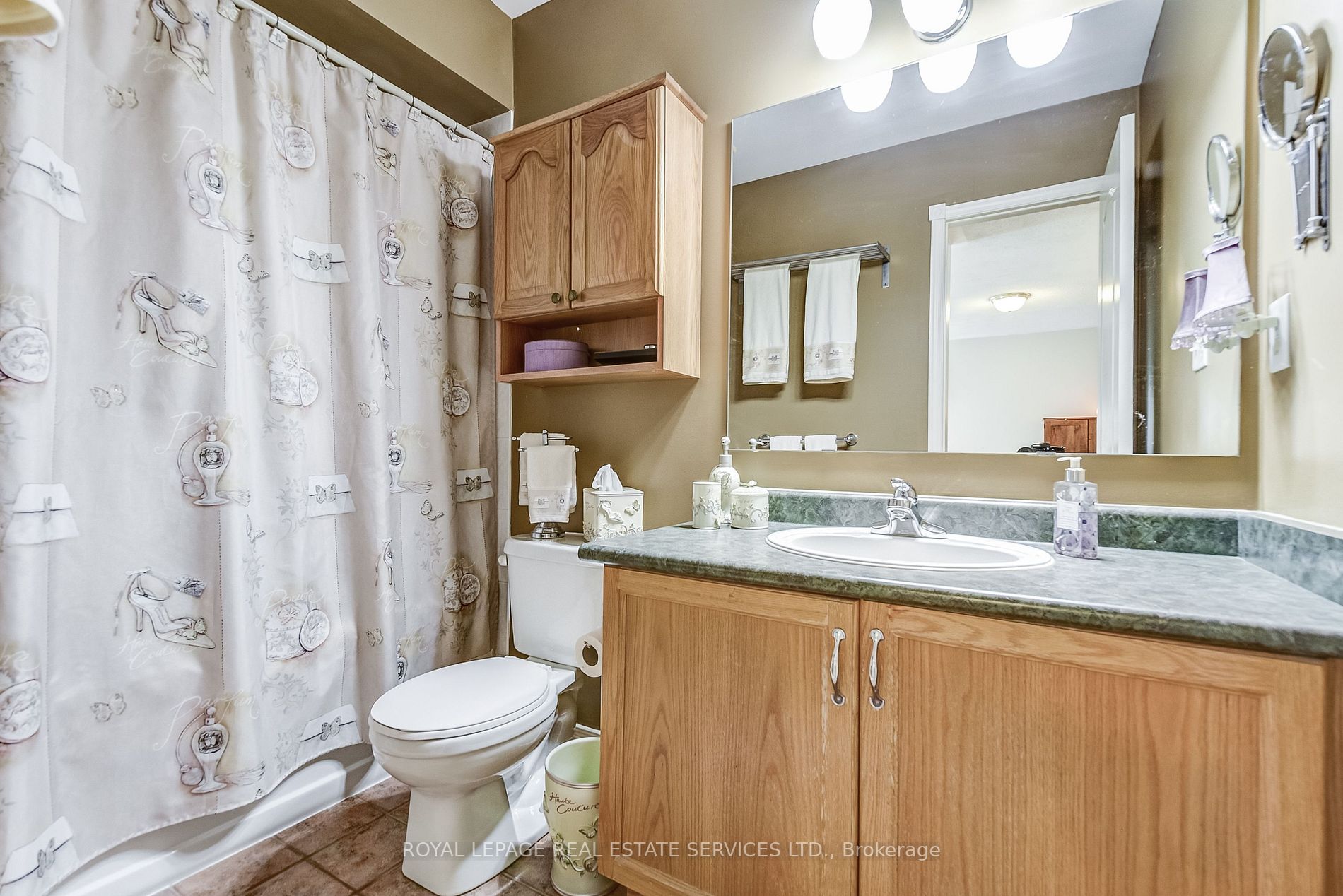 3 Crittenden Drive