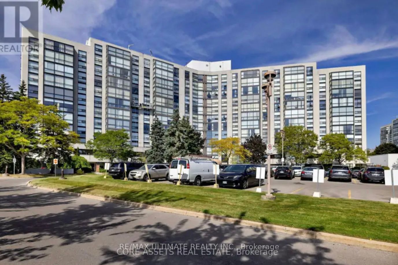 40 Harding Blvd W, #Ph15