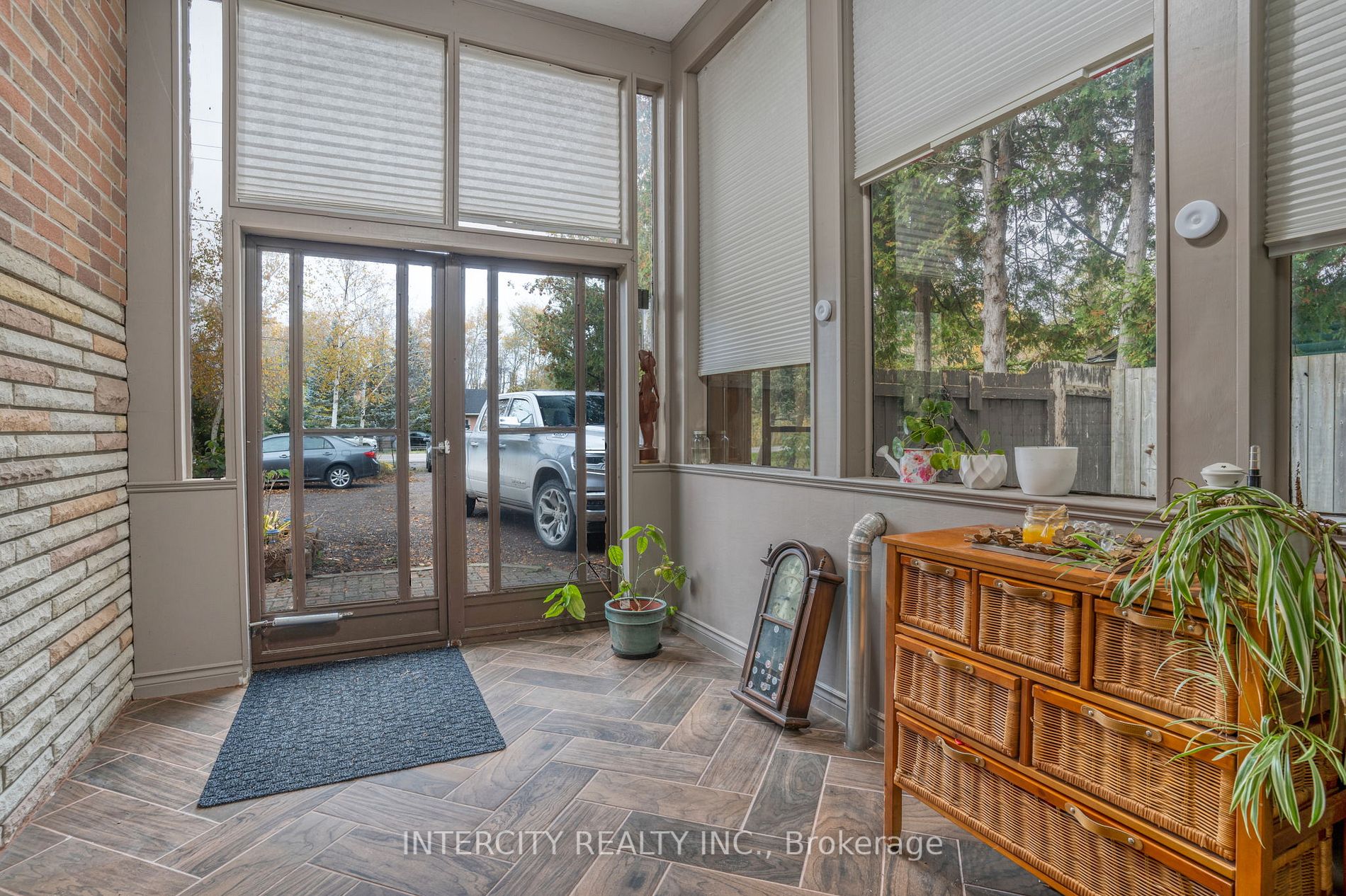 20081 Bathurst St