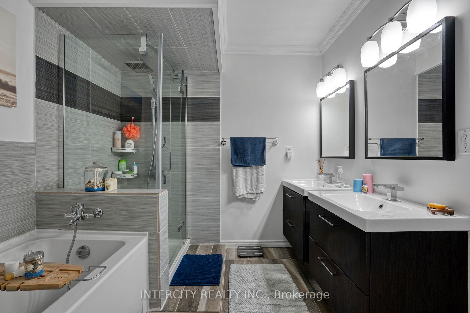 20081 Bathurst St