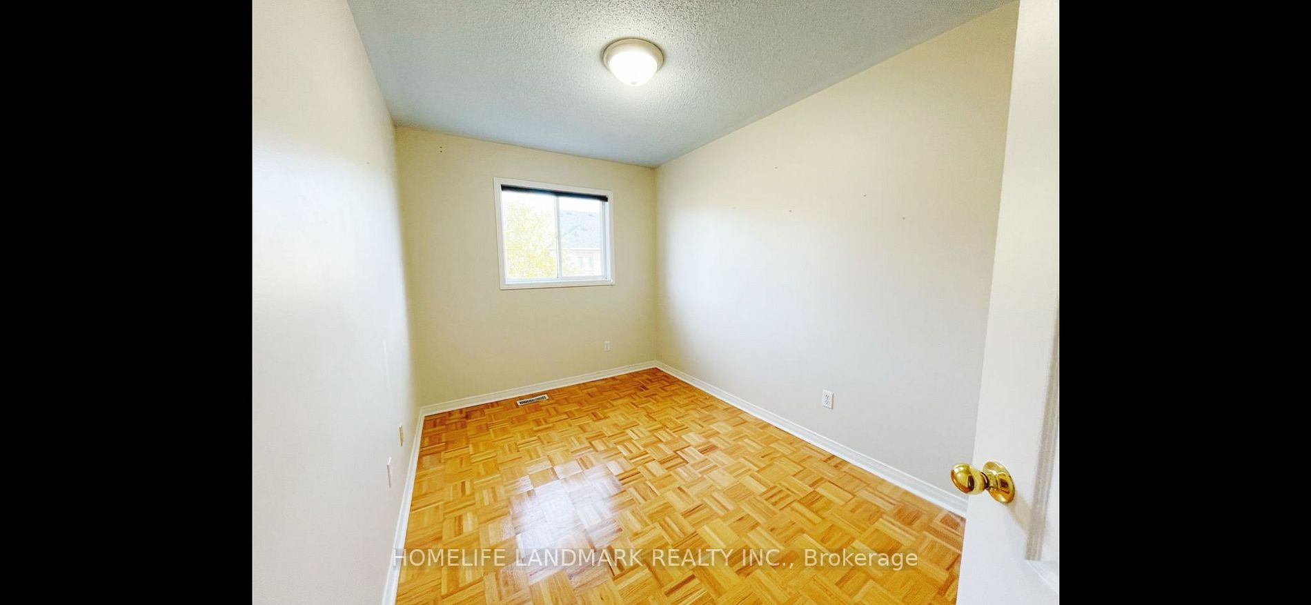 110 Benjamin Hood Cres