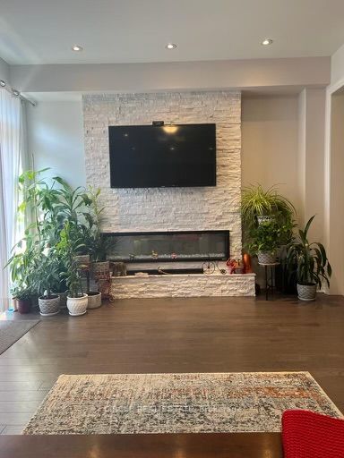 23 Landolfi Way