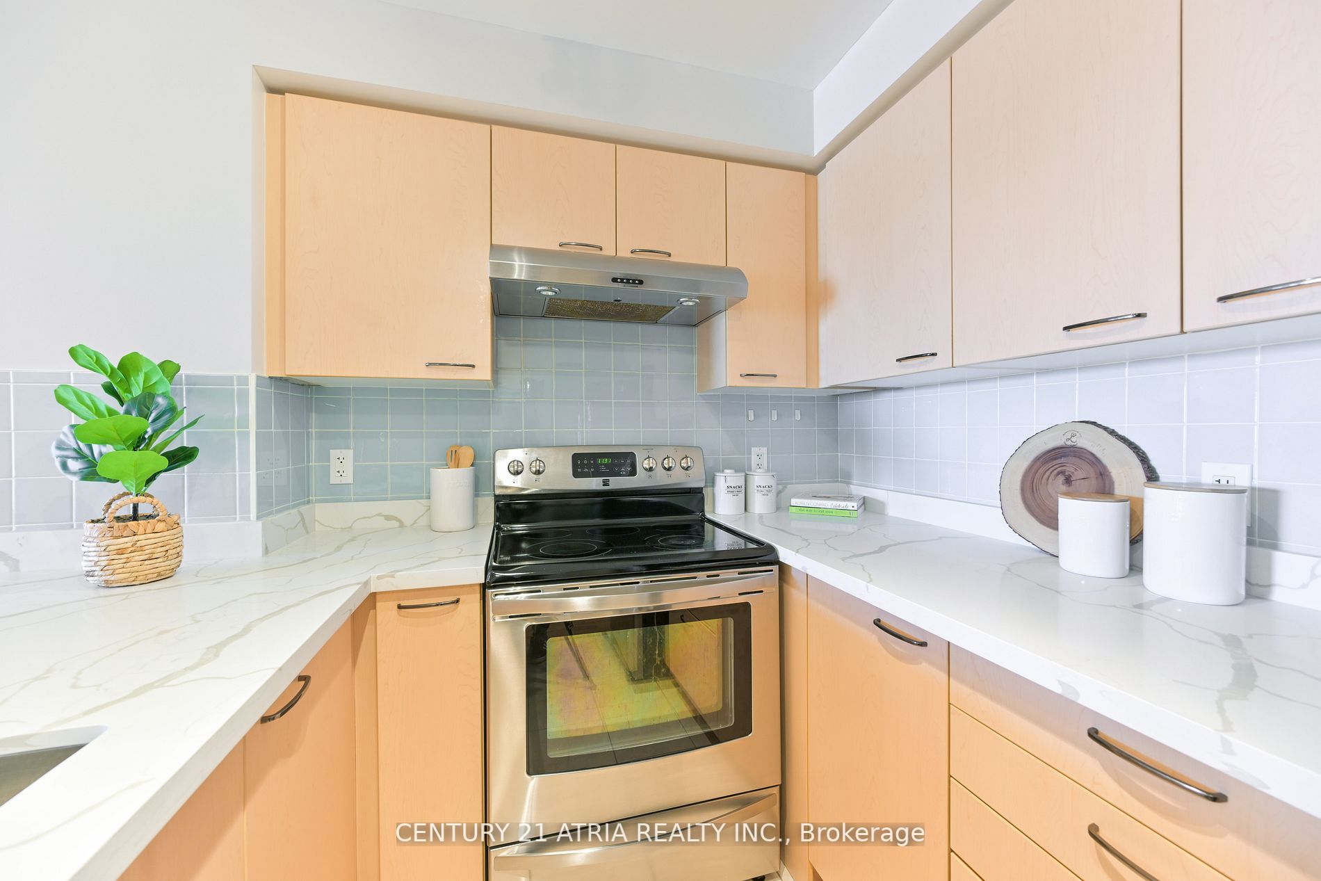 51 Saddlecreek Drive, #807