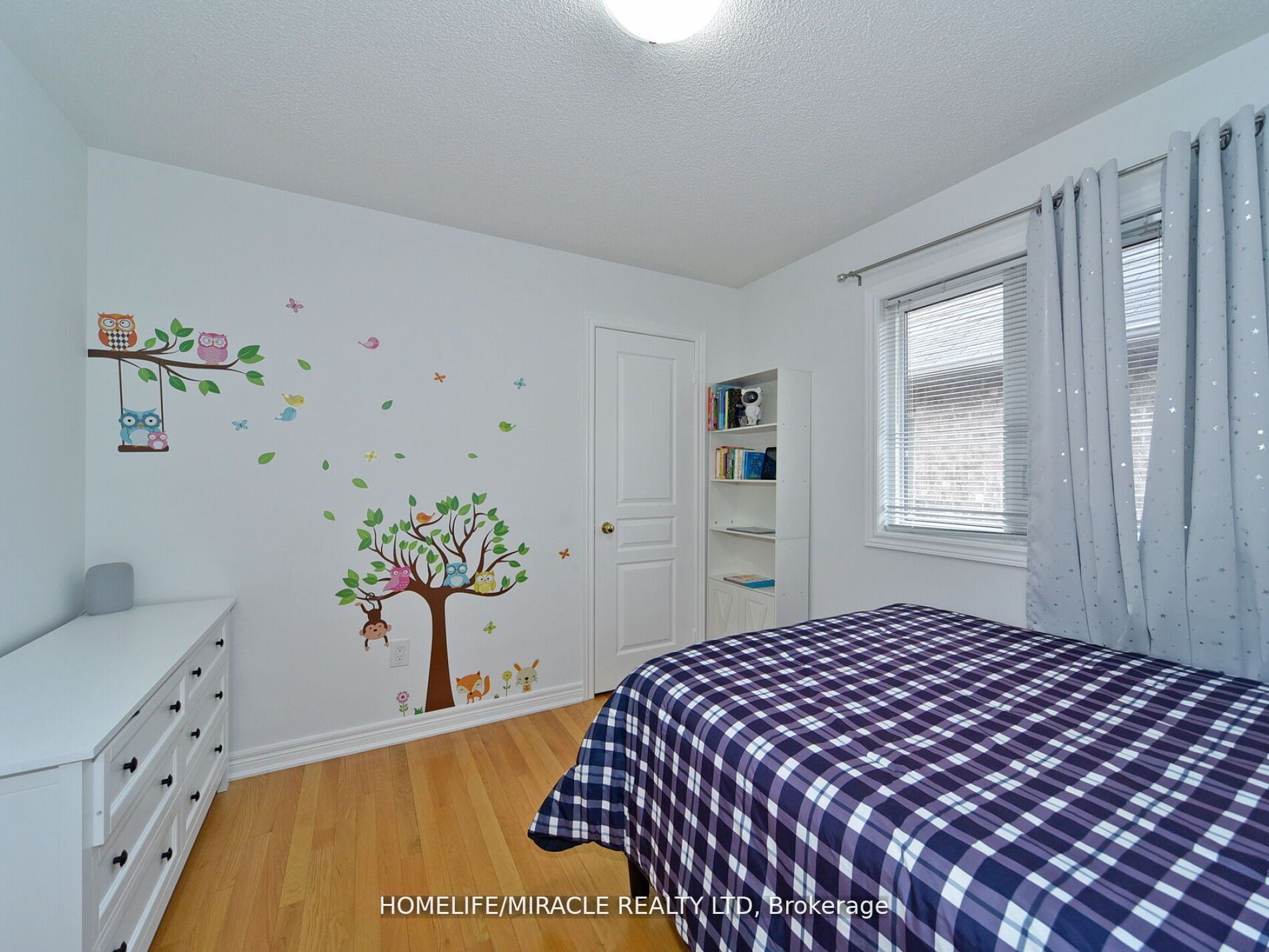 120 Black Maple Cres