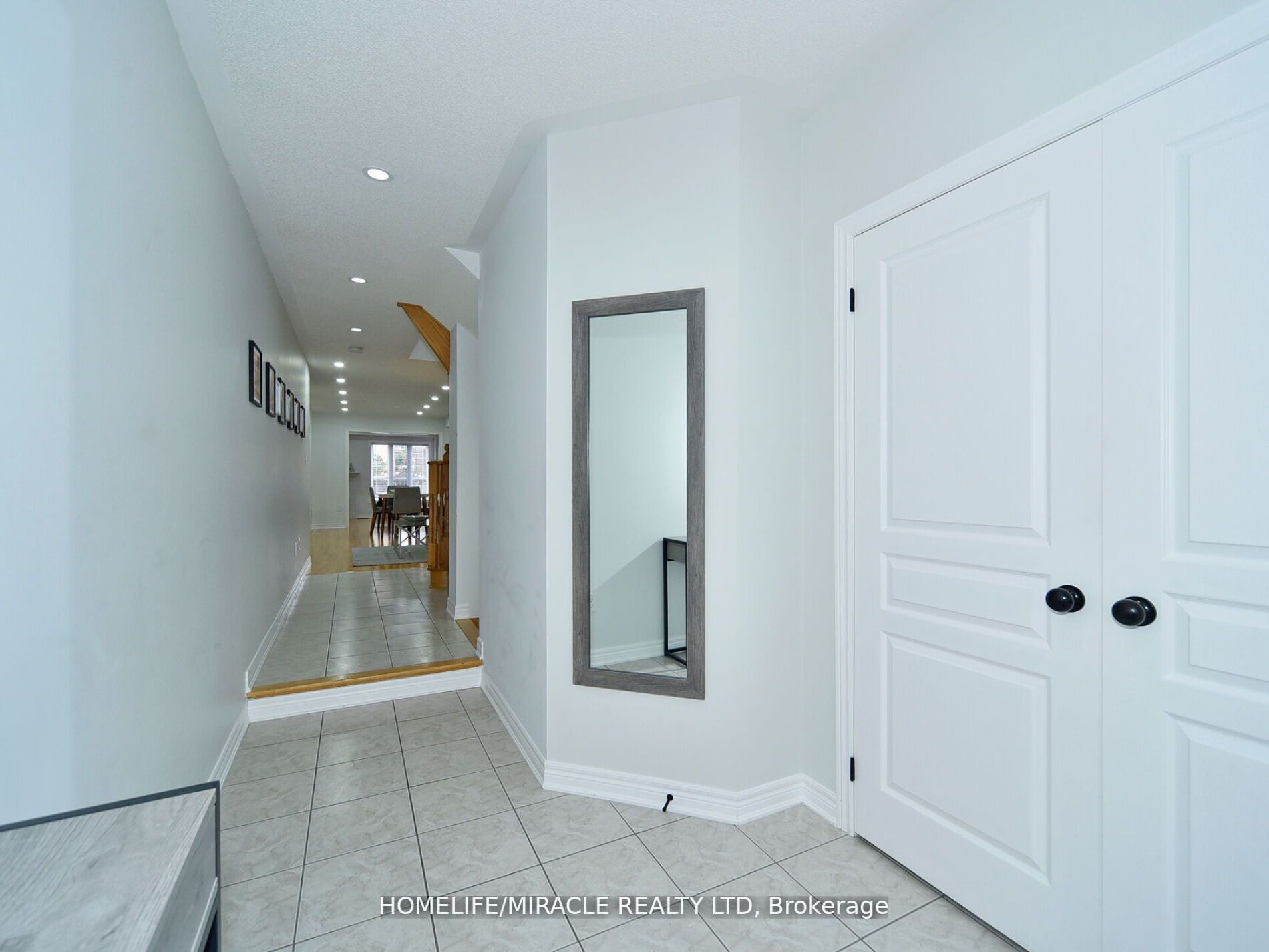120 Black Maple Cres