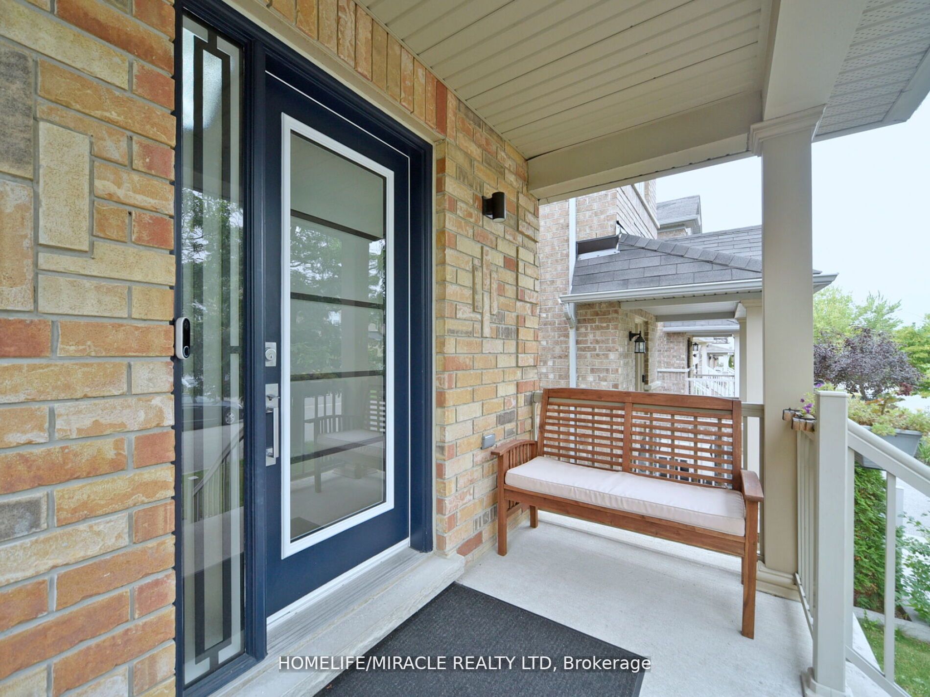 120 Black Maple Cres