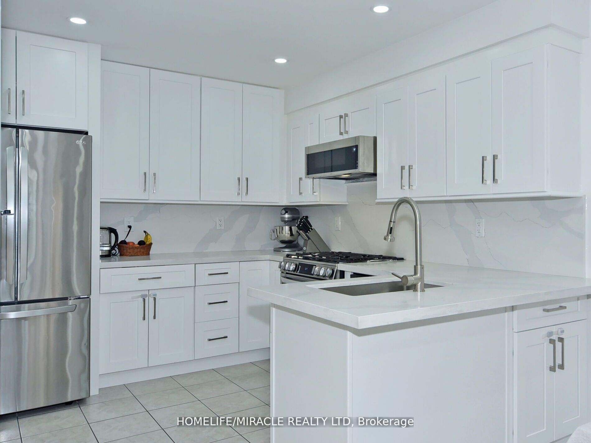 120 Black Maple Cres