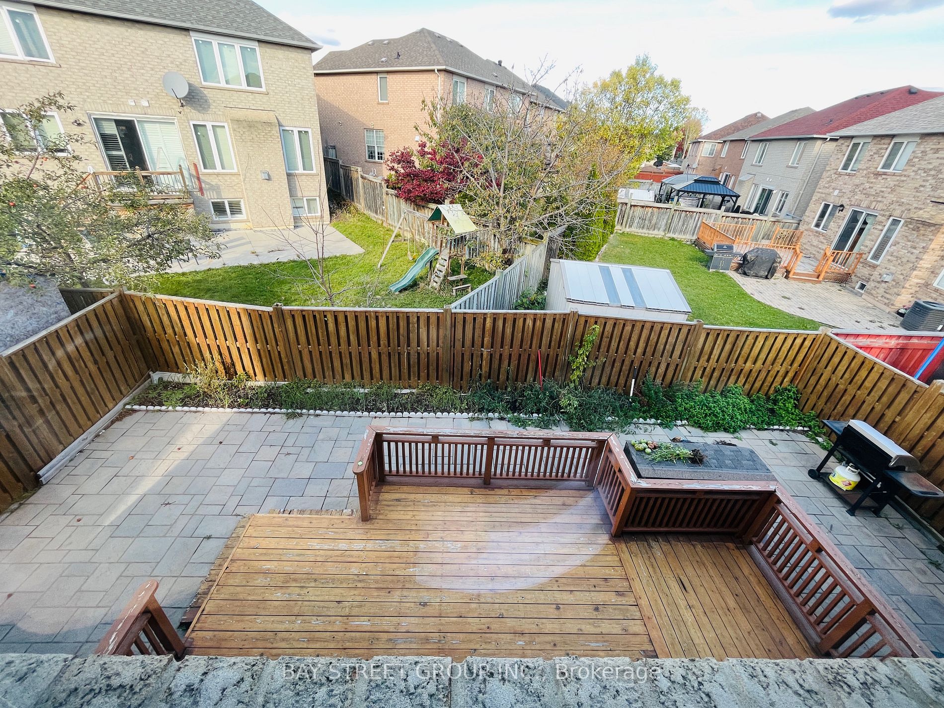 9 Gale Way, #Main