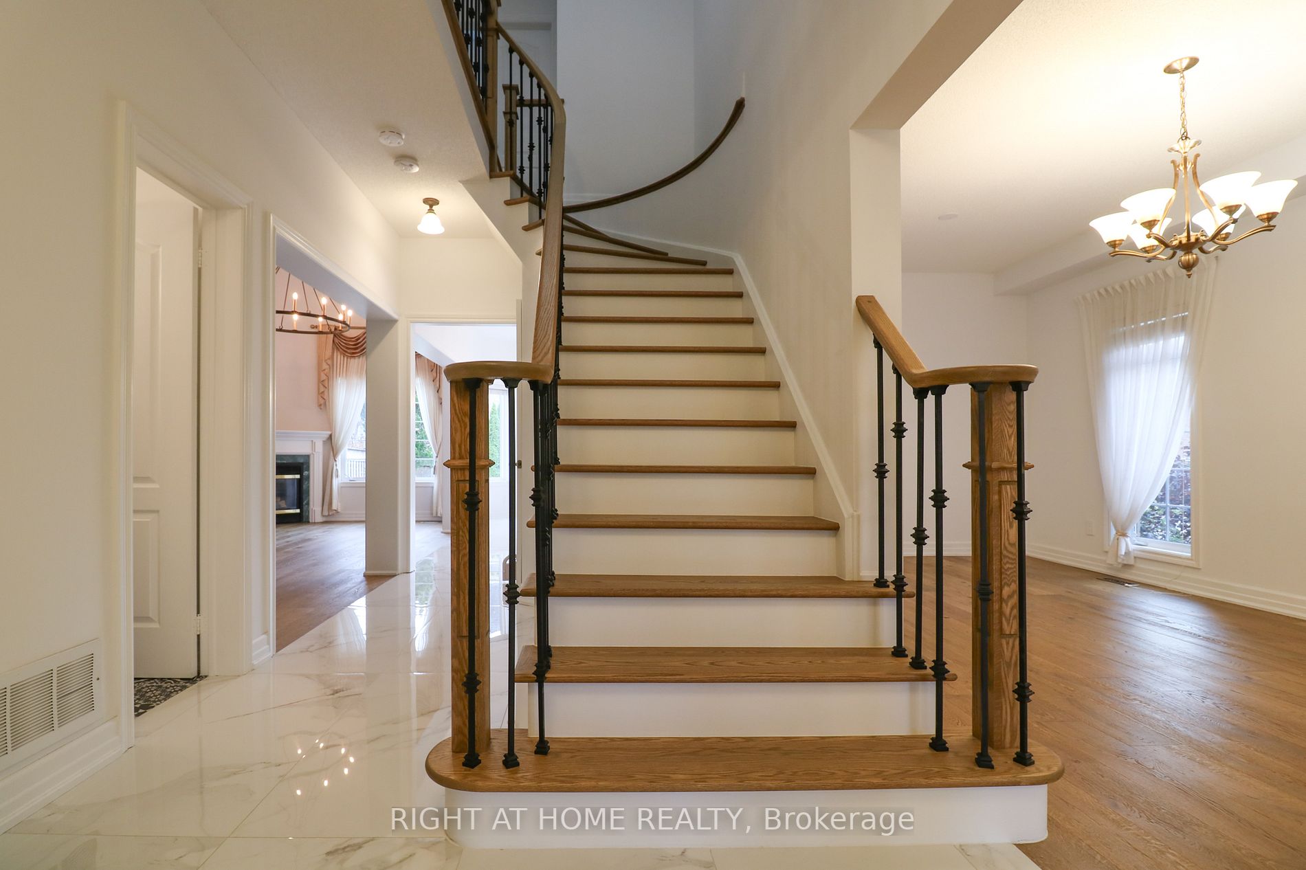 171 Humberland Drive