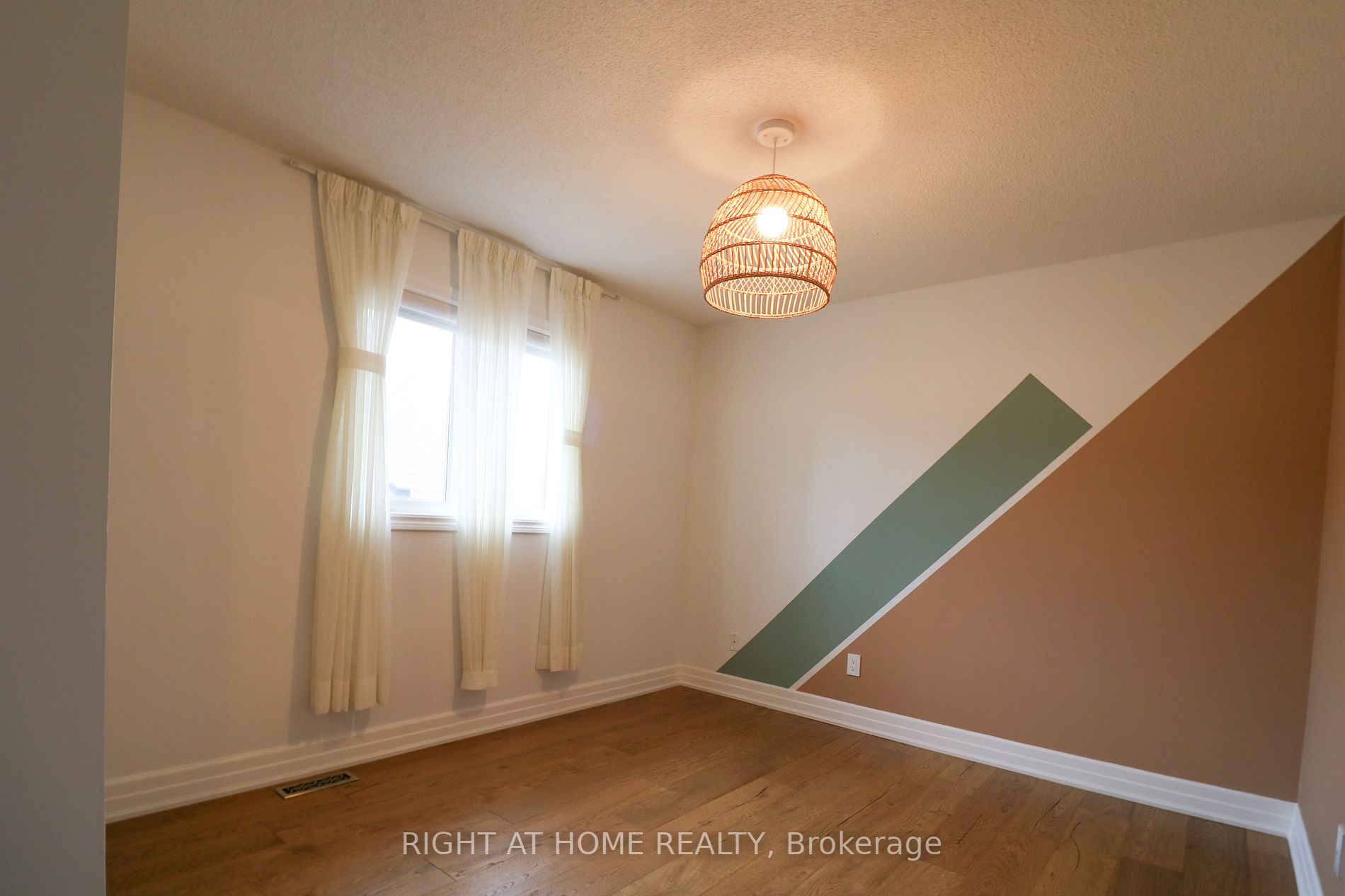 171 Humberland Drive