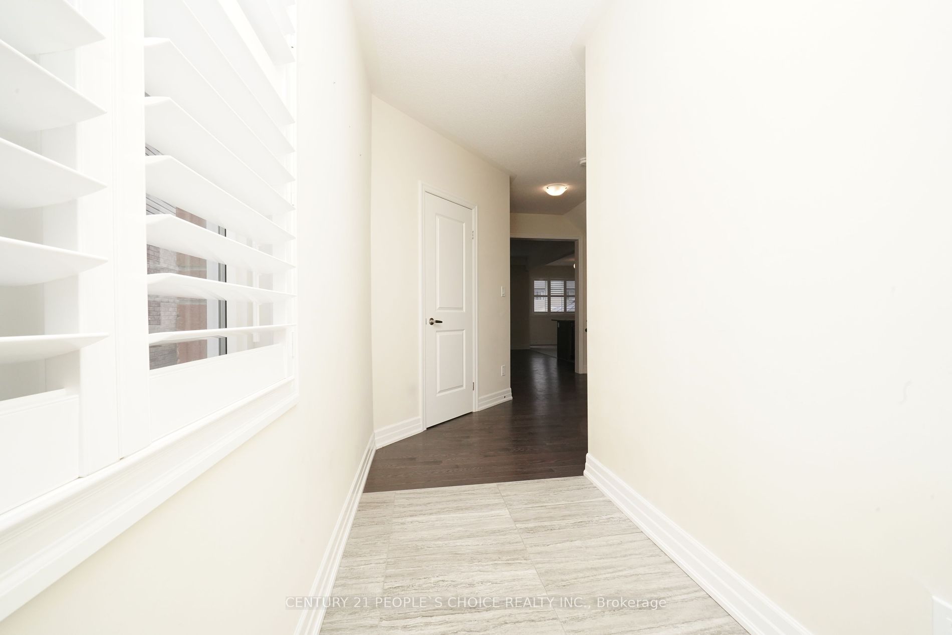28 Hutton Cres