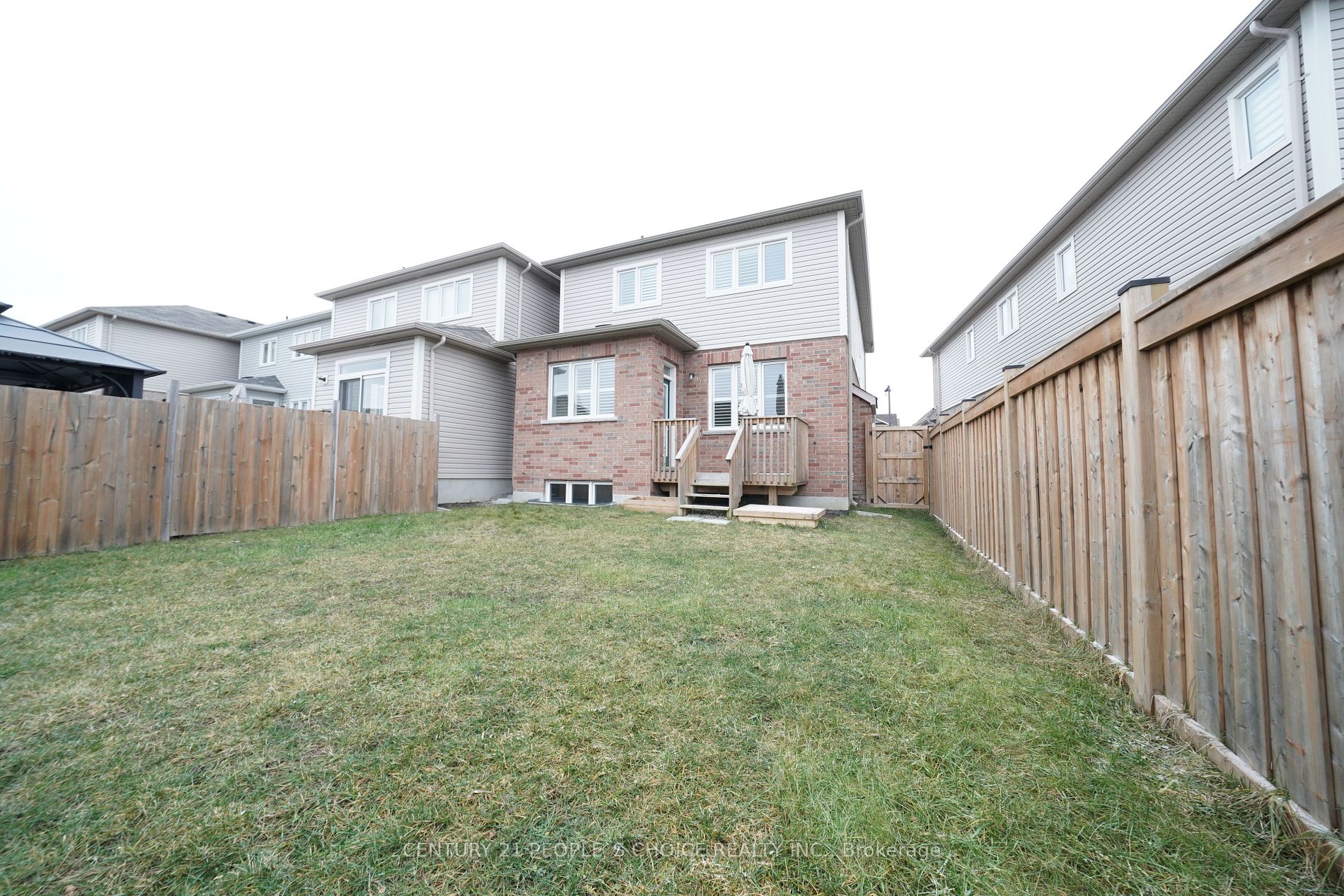 28 Hutton Crescent