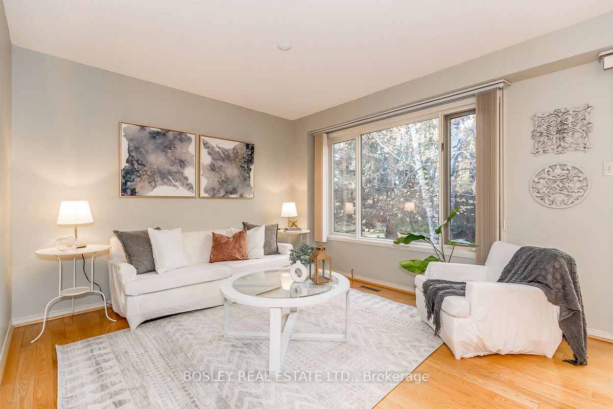 79 Green Briar Rd, #4