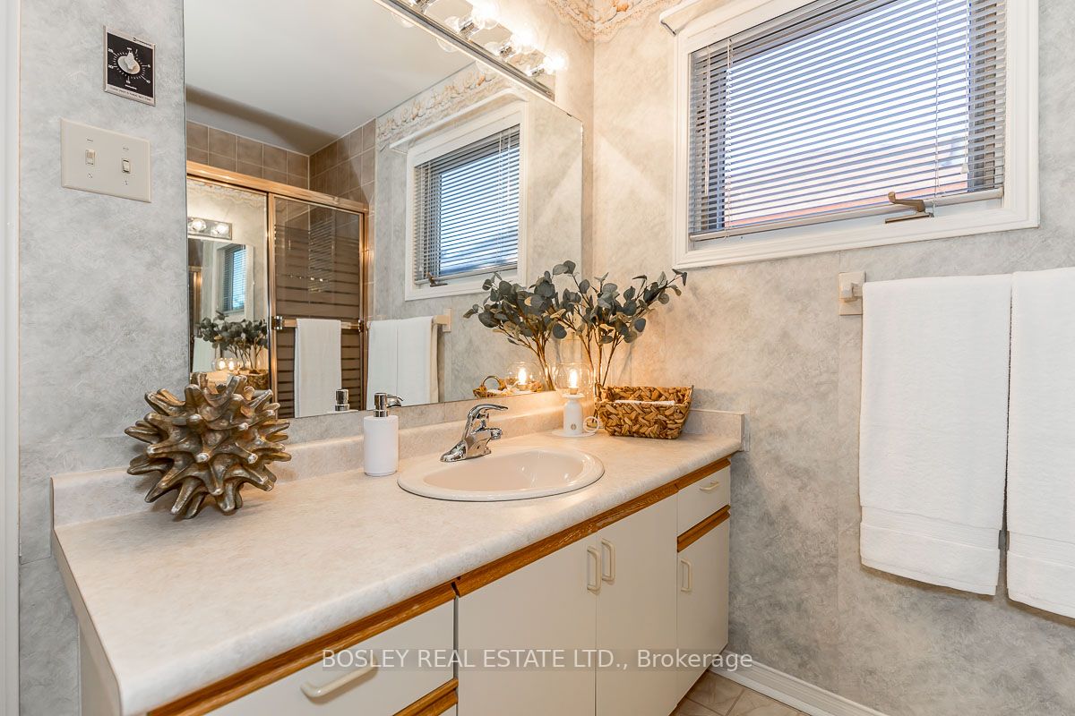 79 Green Briar Rd, #4
