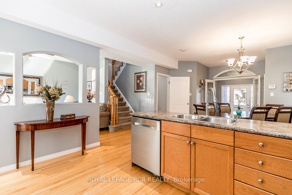 79 Shephard Ave