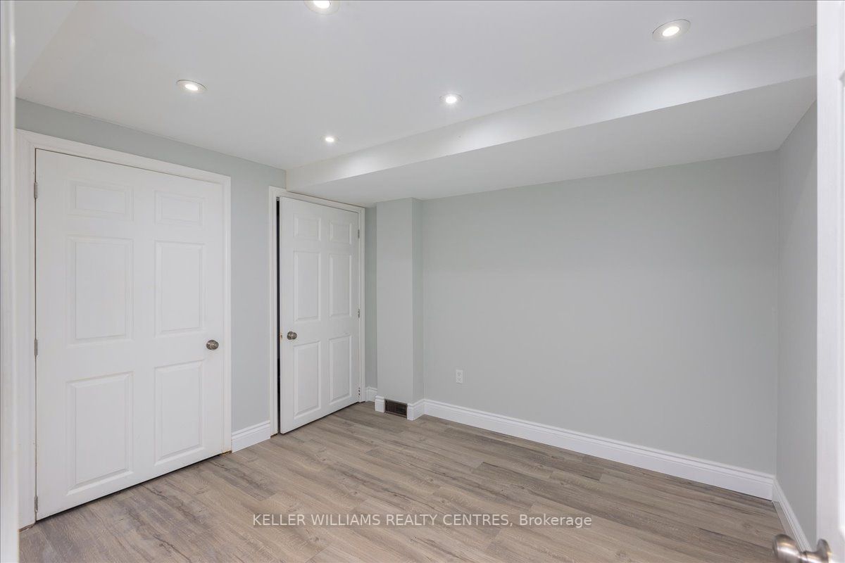 5 Evelyn Ave