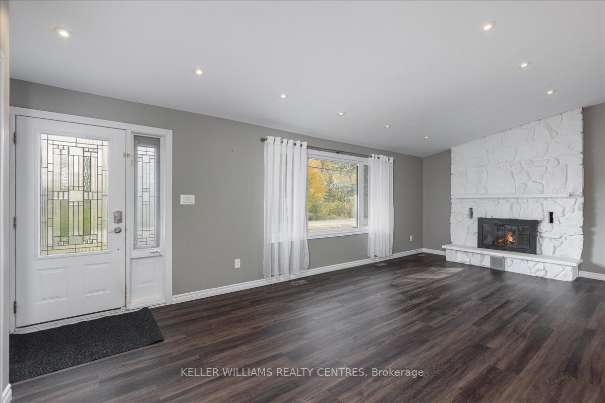 5 Evelyn Ave