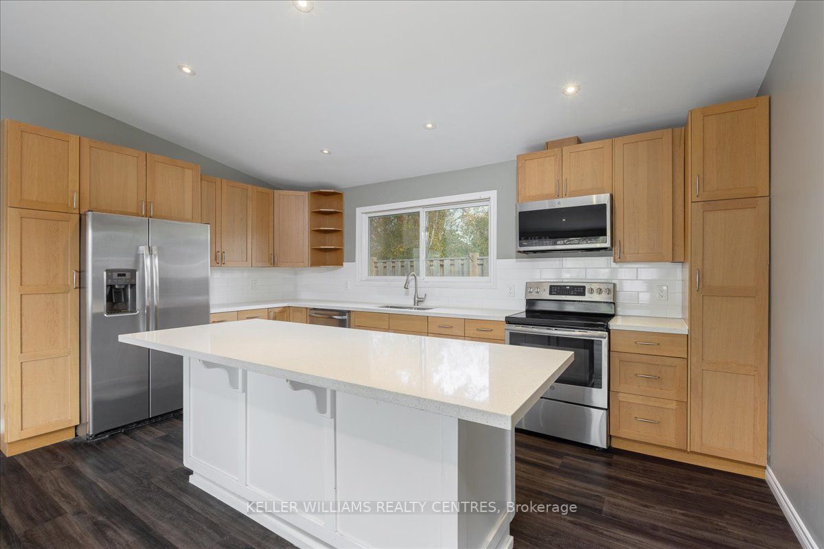 5 Evelyn Ave