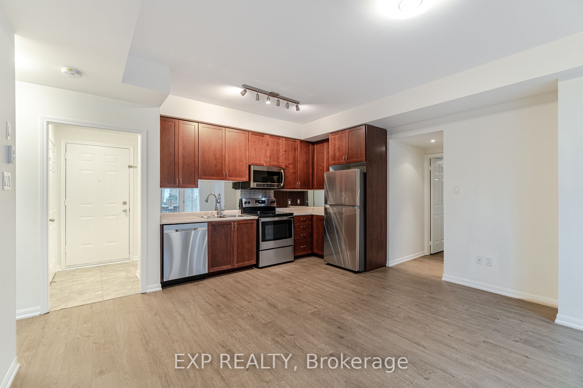 26 Harry Penrose Ave, #26