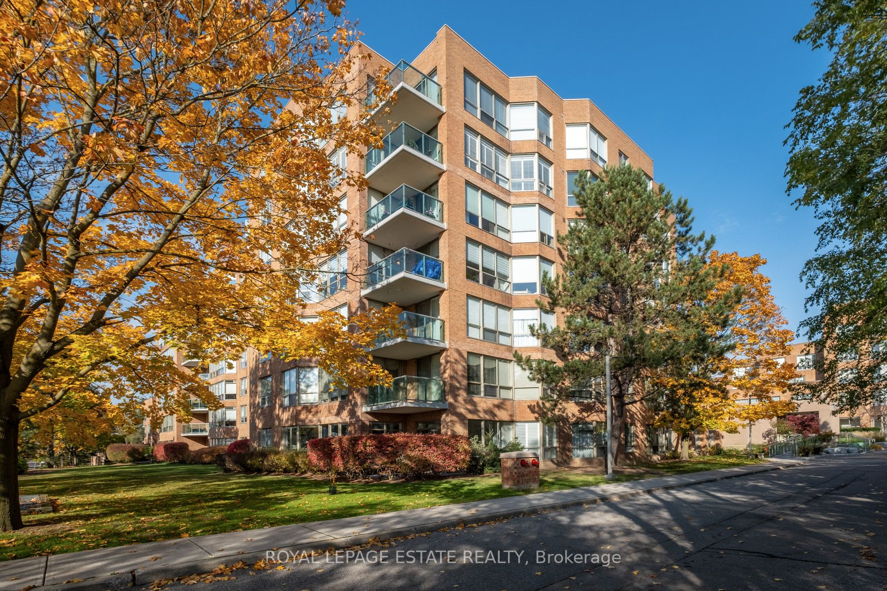 14924 Yonge St, #104