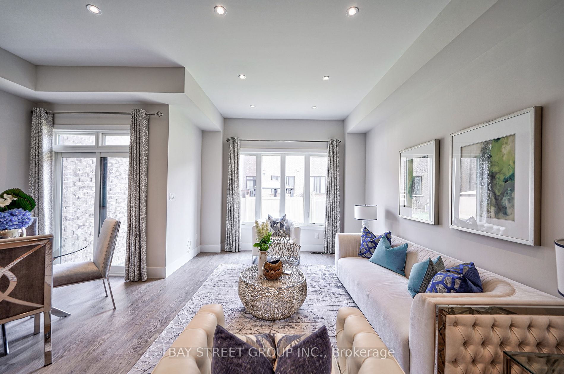 215 Elyse Crt