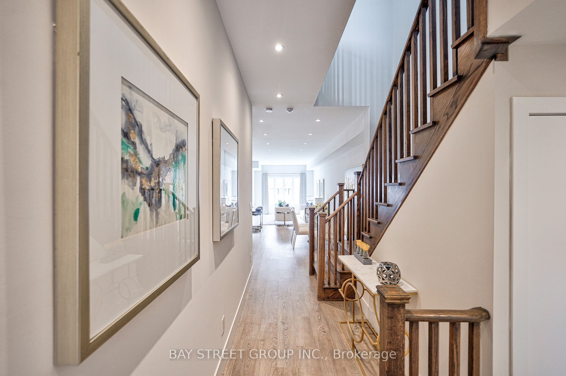 215 Elyse Crt
