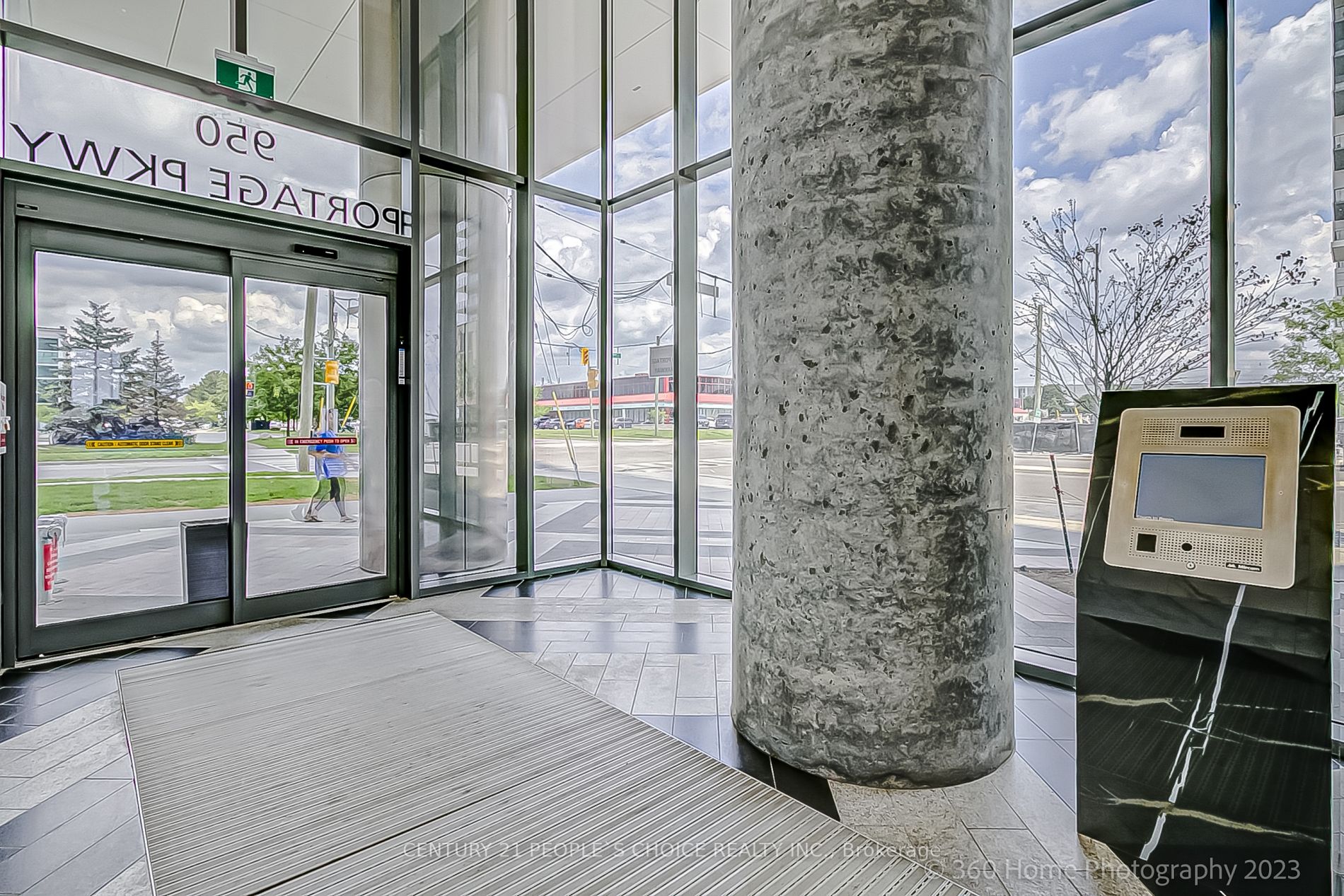 950 Portage Pkwy, #3309