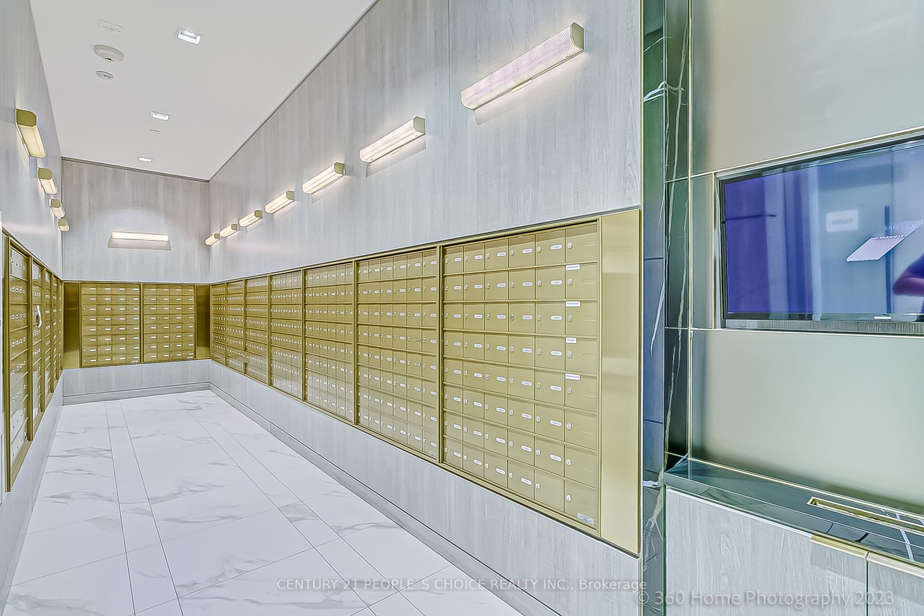 950 Portage Pkwy, #3309