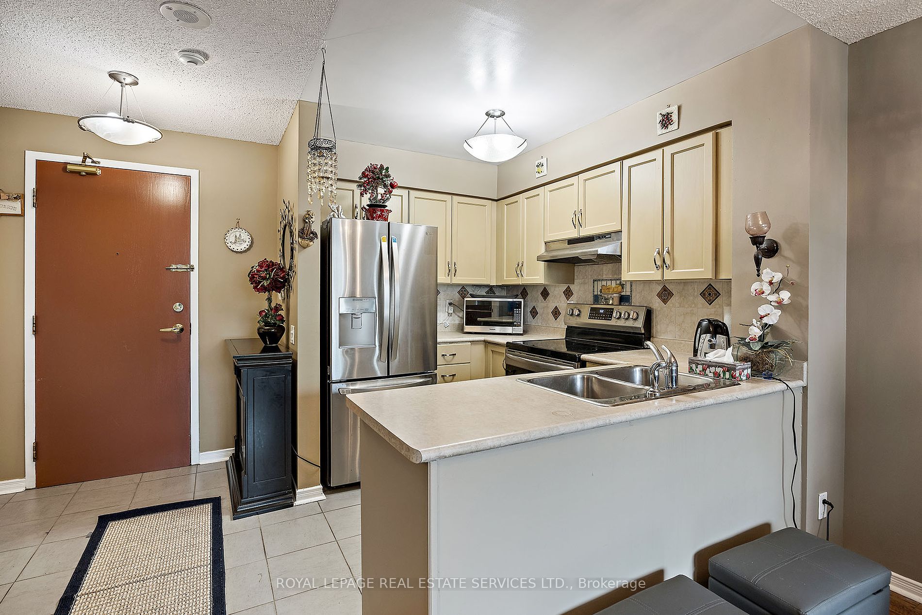 9 Northern Heights Drive, #101
