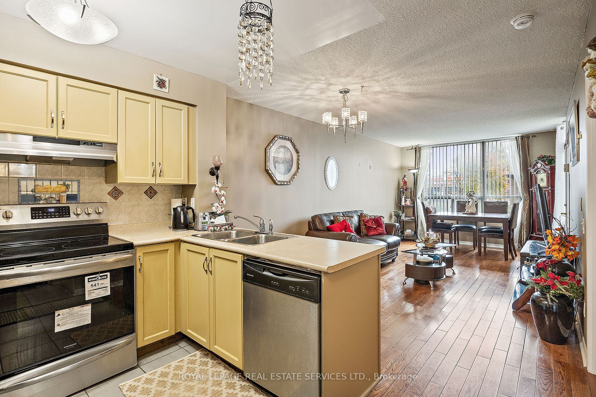 9 Northern Heights Drive, #101