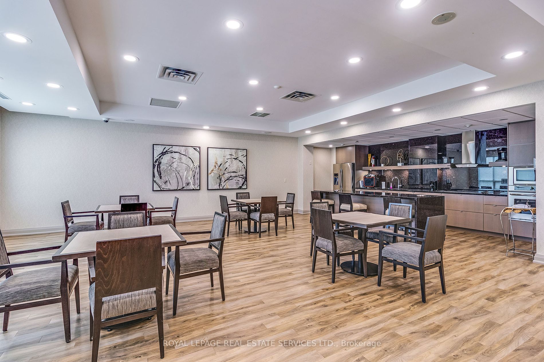 9 Northern Heights Drive, #101