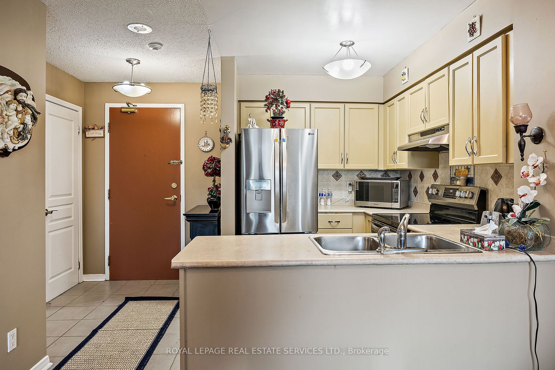 9 Northern Heights Dr, #101