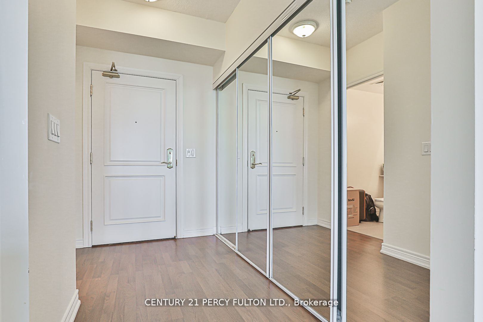 9245 Jane St, #1114
