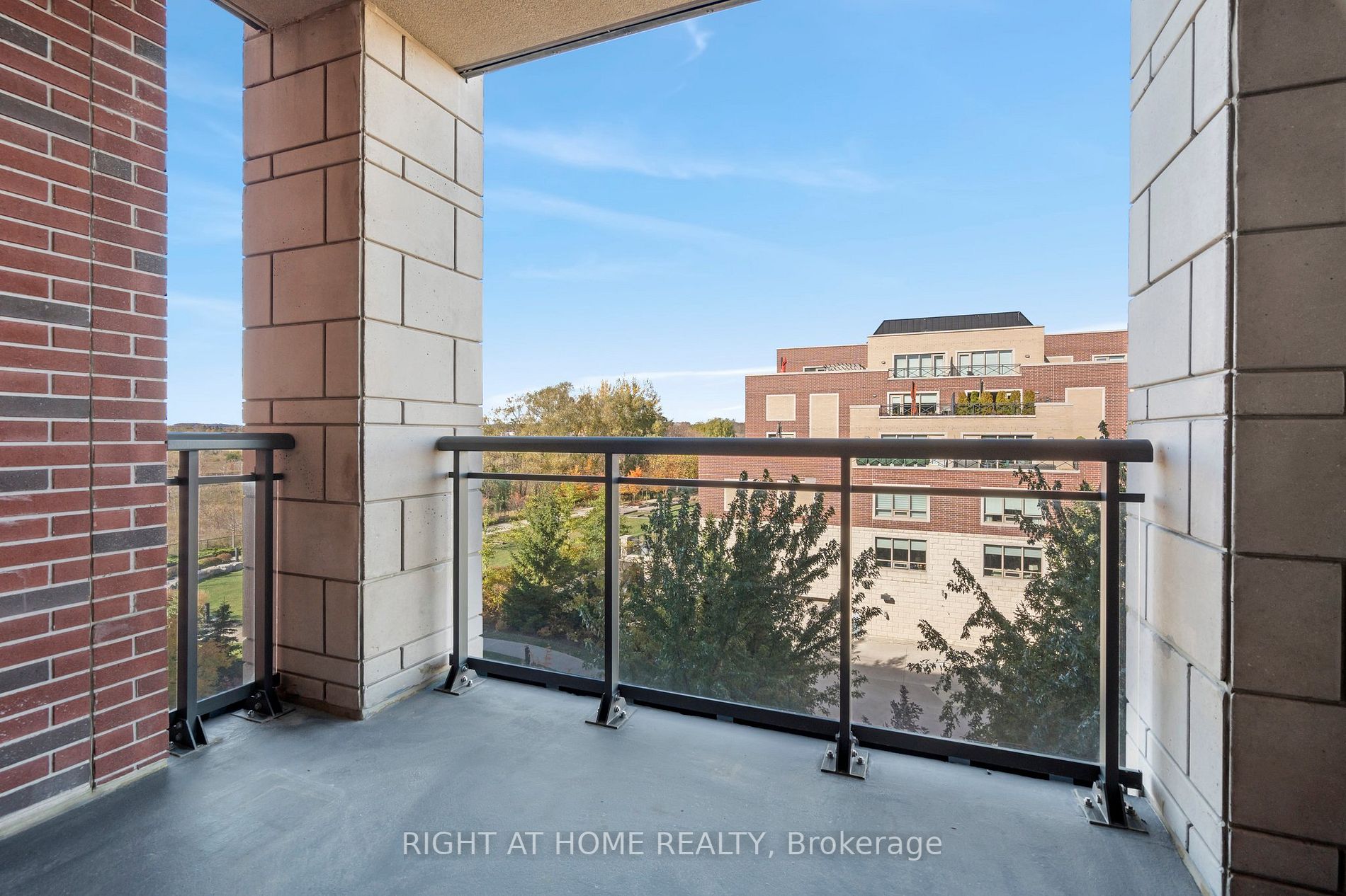 25 Baker Hill Blvd, #408