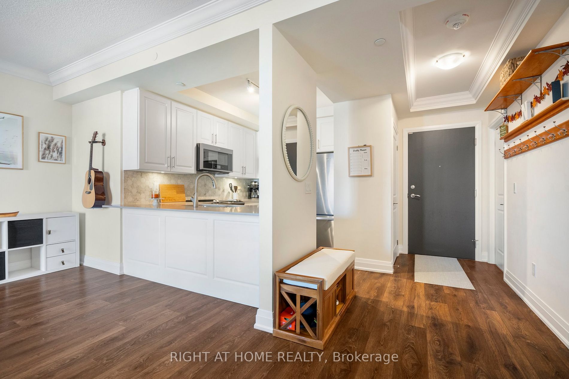 25 Baker Hill Blvd, #408