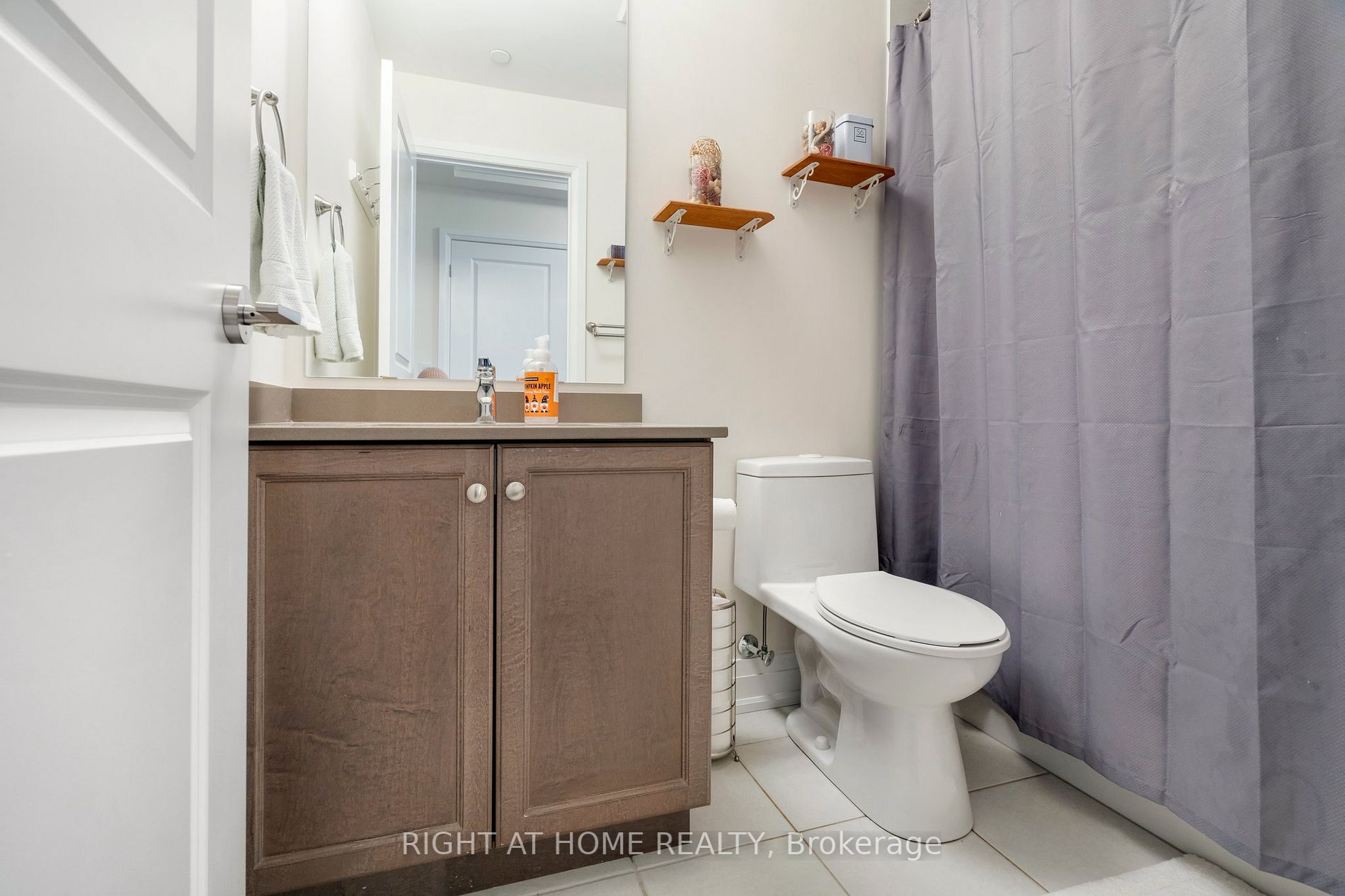 25 Baker Hill Blvd, #408