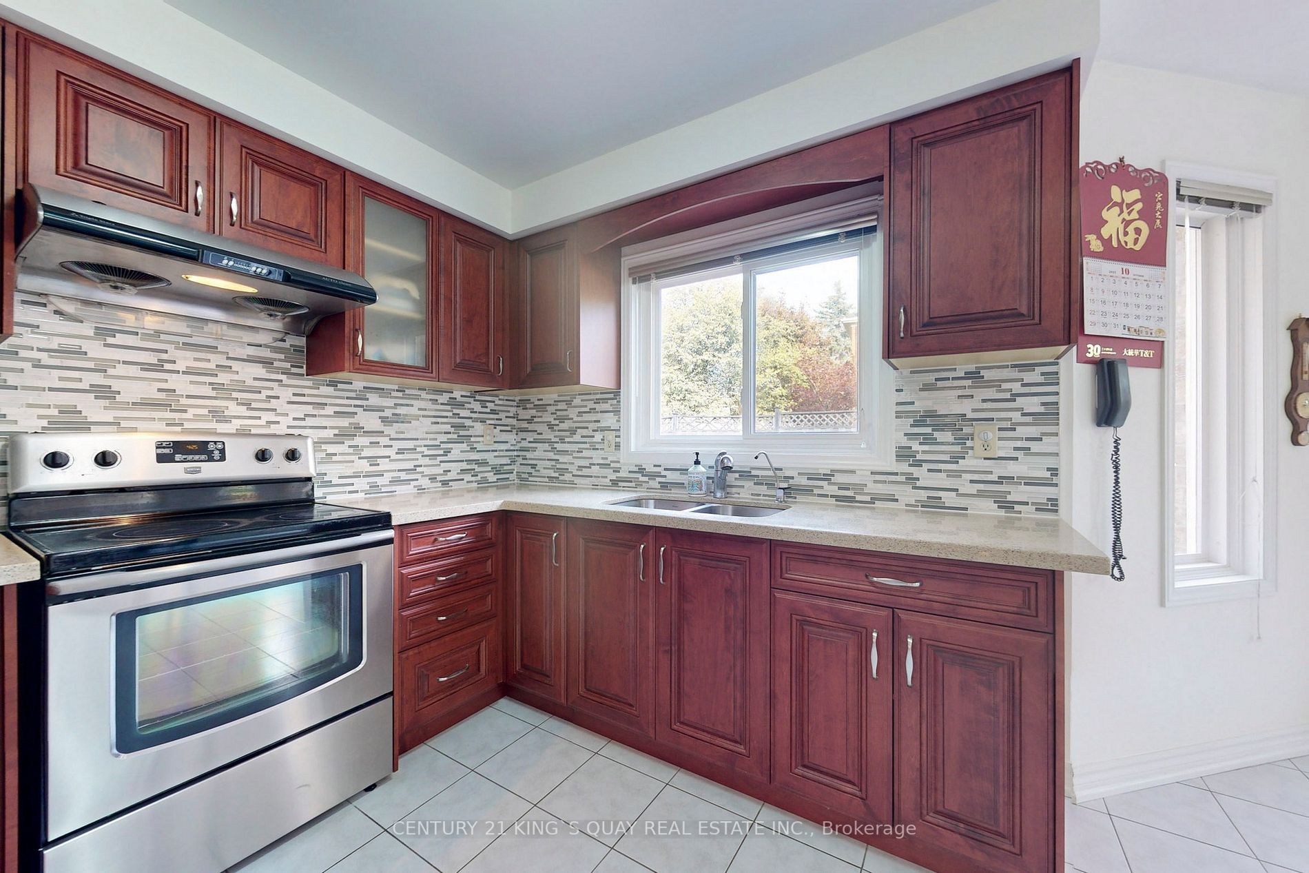 83 Berwick Cres