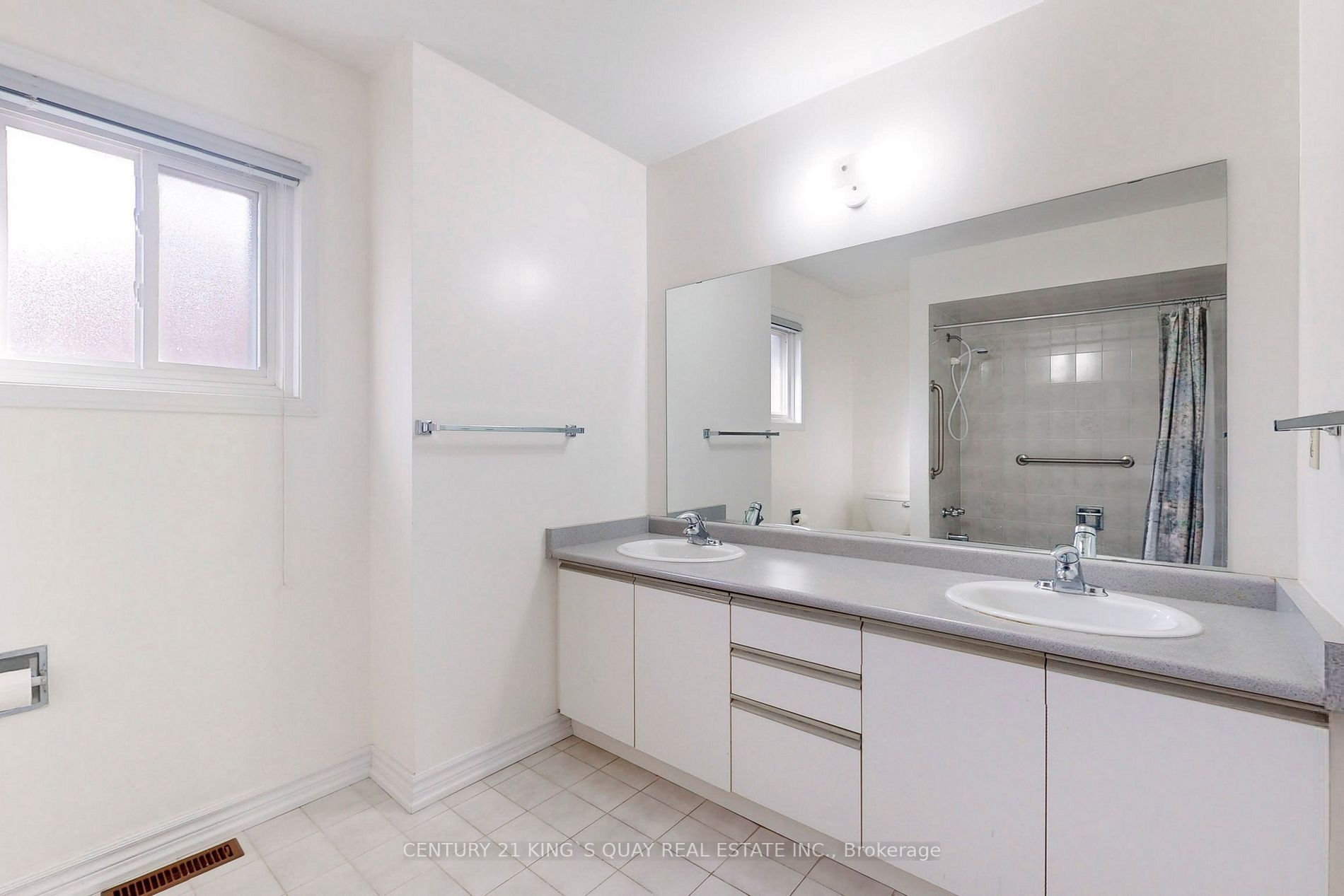 83 Berwick Cres