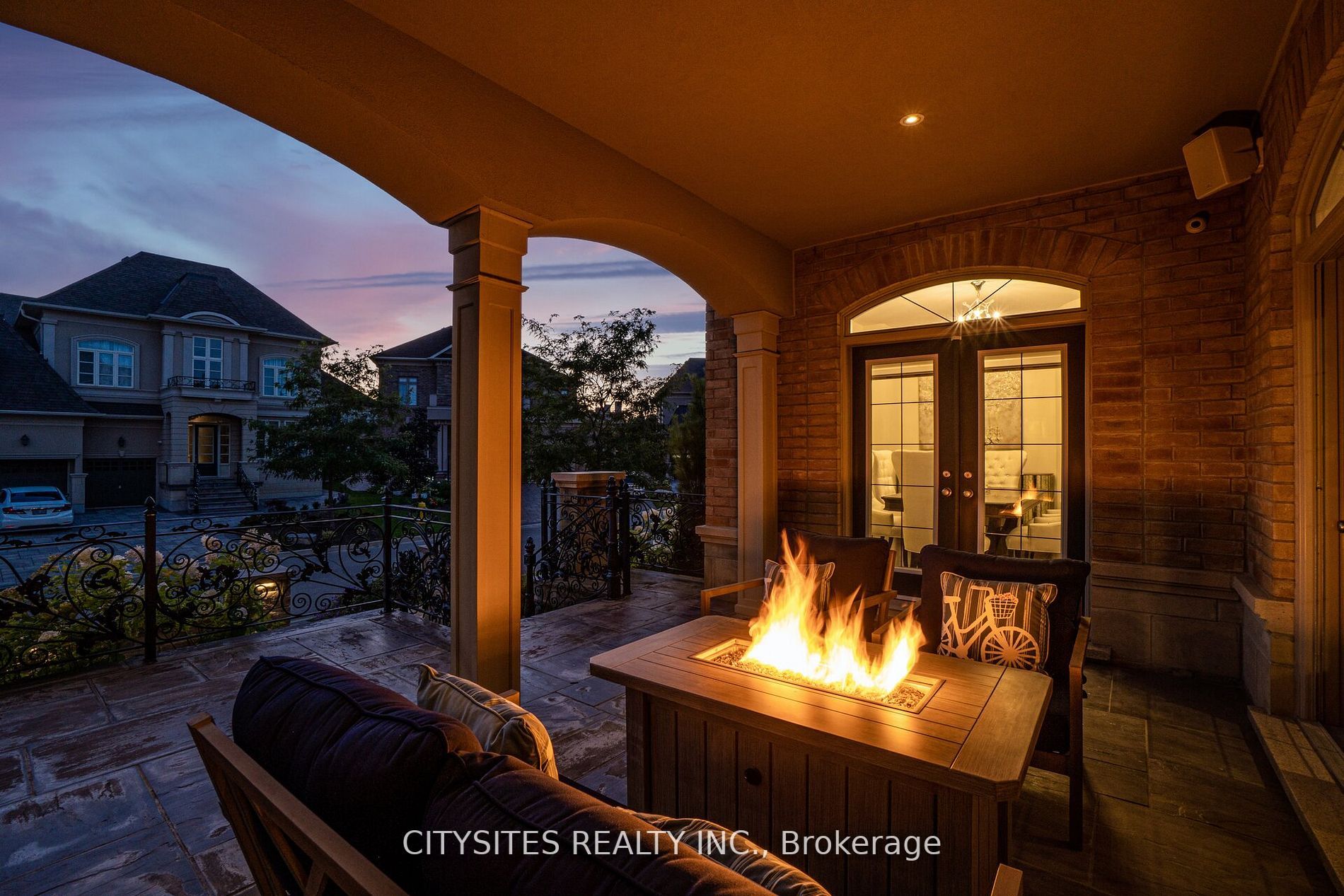 62 Virtue Cres