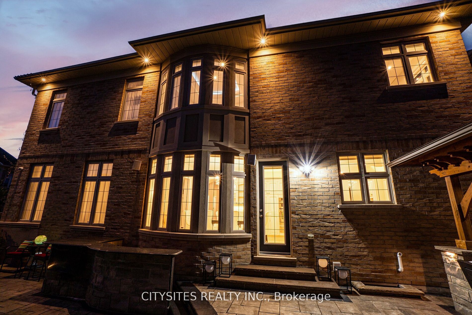 62 Virtue Cres