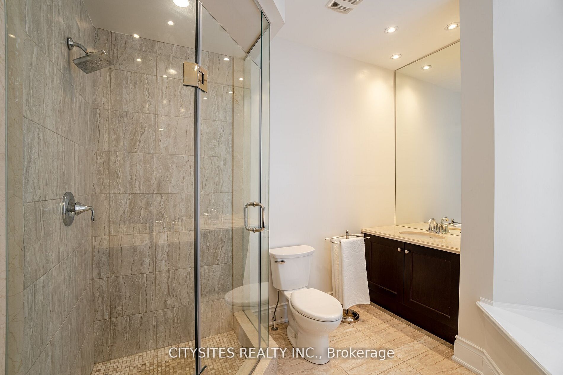 62 Virtue Cres