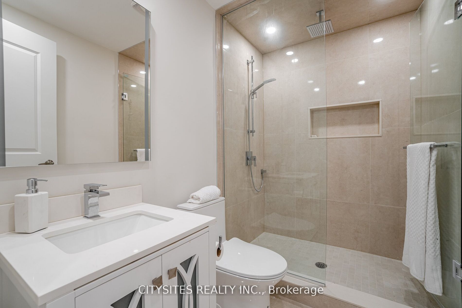 62 Virtue Cres