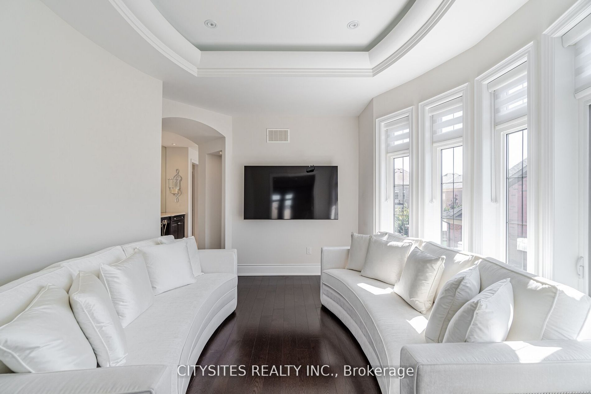62 Virtue Cres