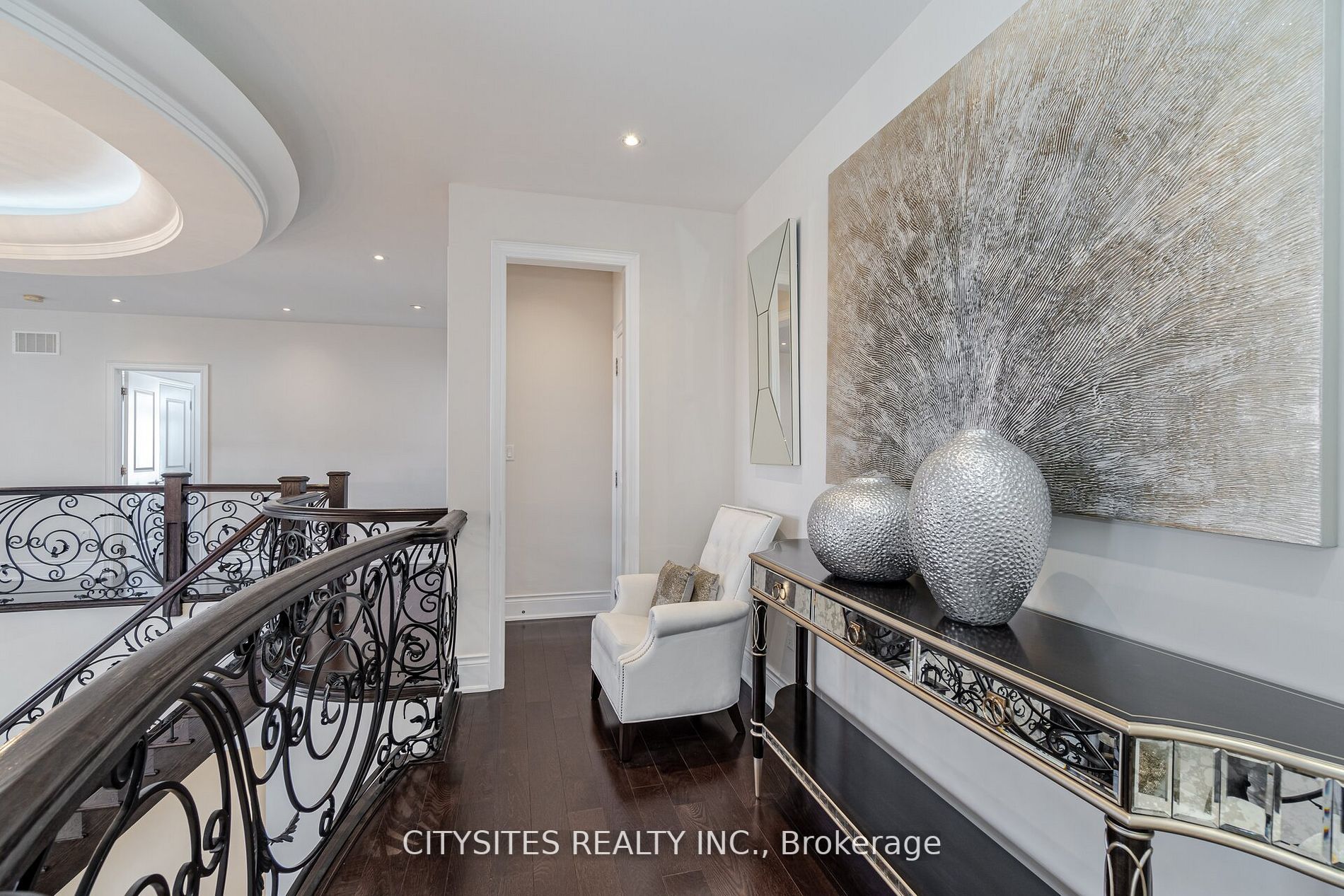 62 Virtue Cres