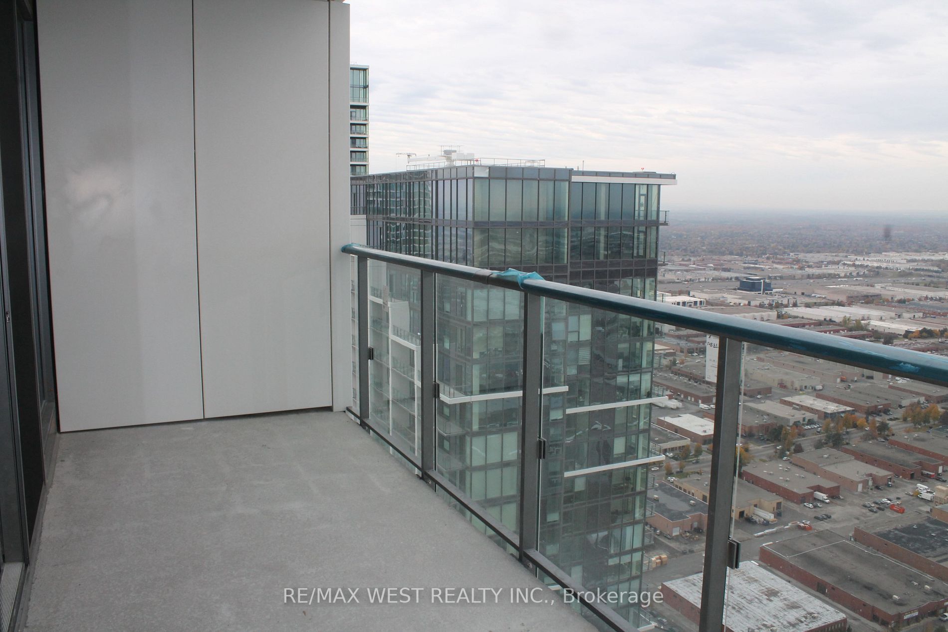 7890 Jane St, #5508