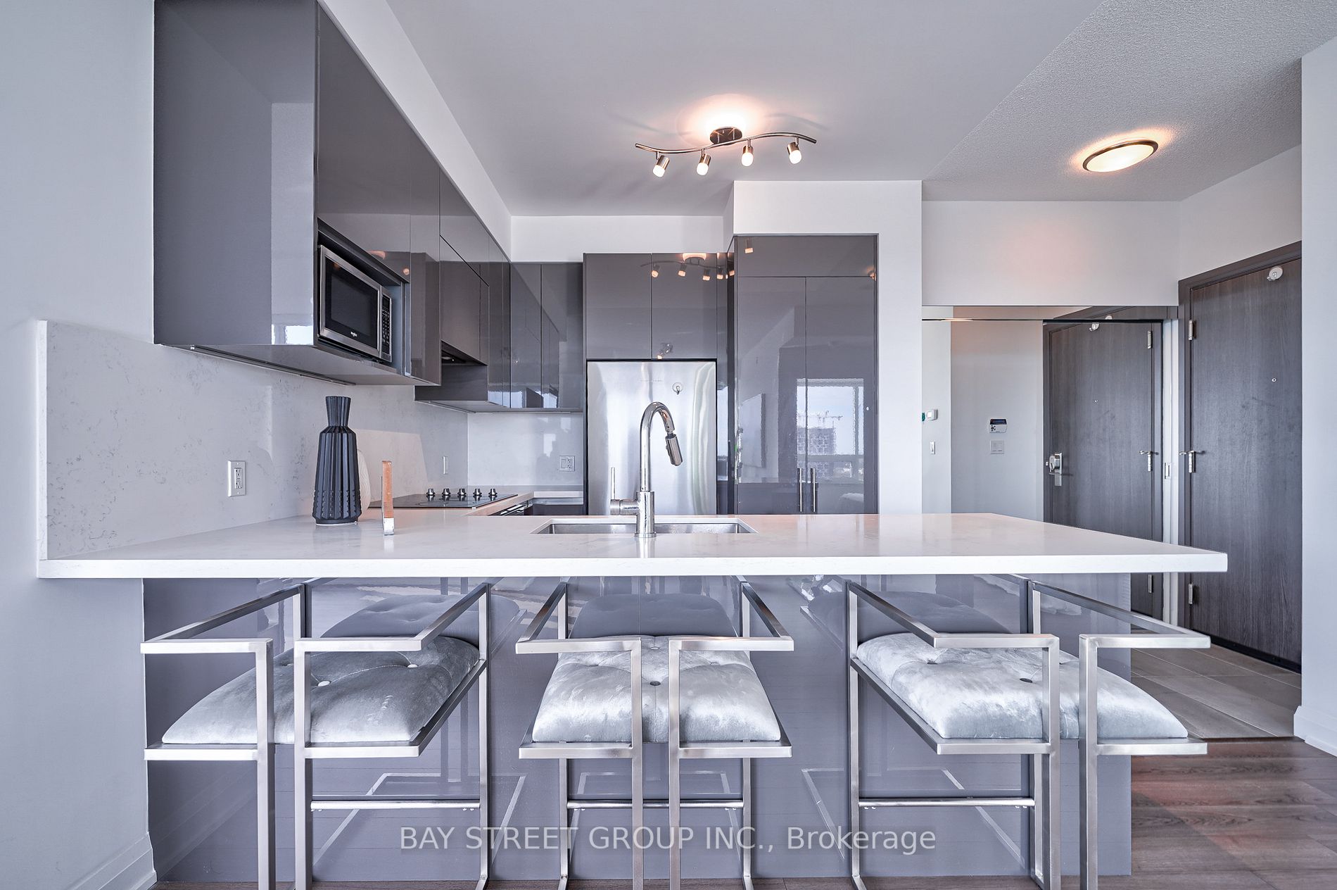 15 Water Walk Dr, #2708