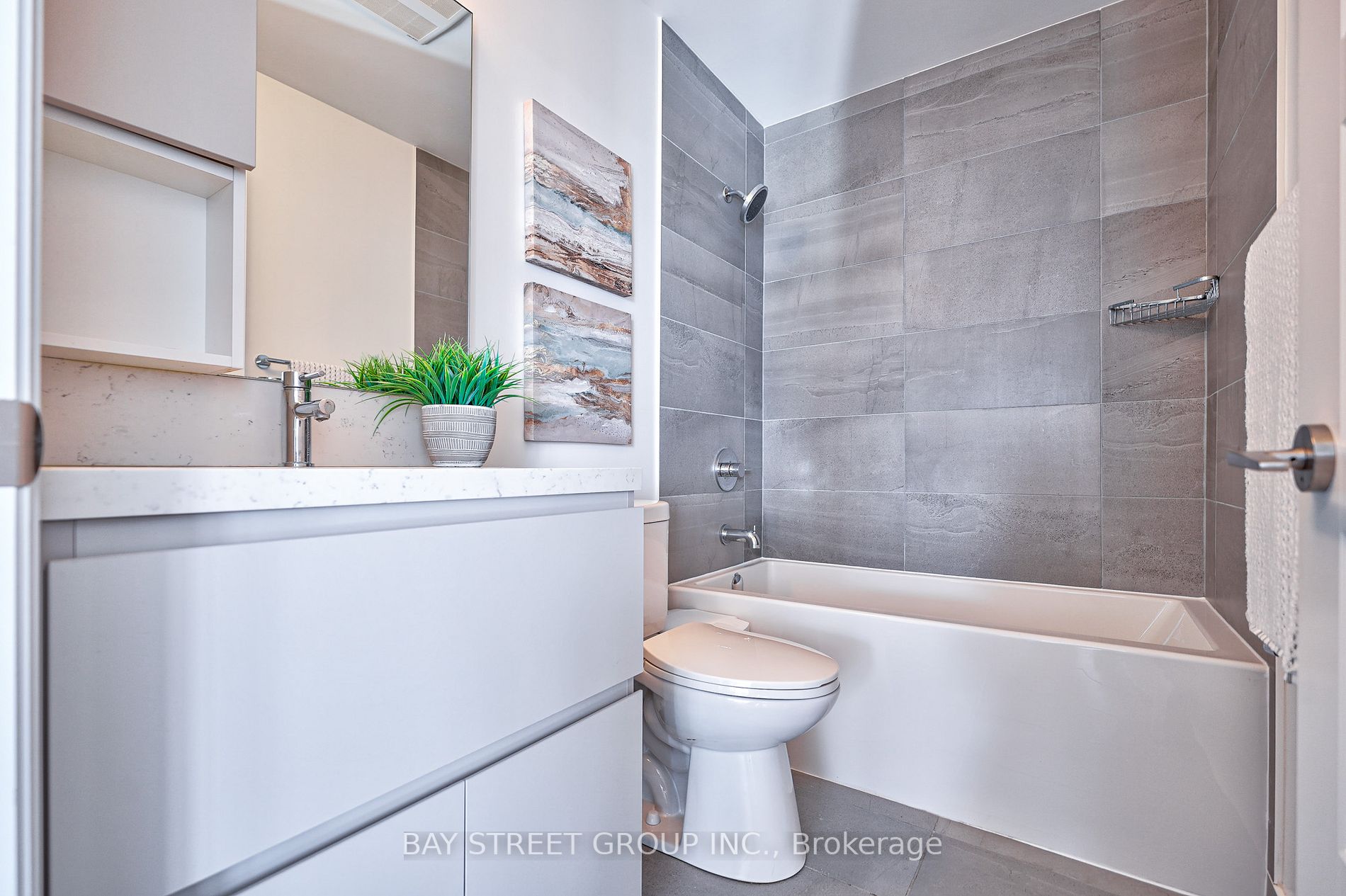 15 Water Walk Dr, #2708