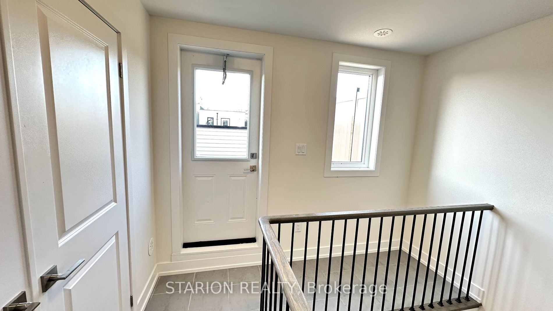 6 Sayers Lane, #5