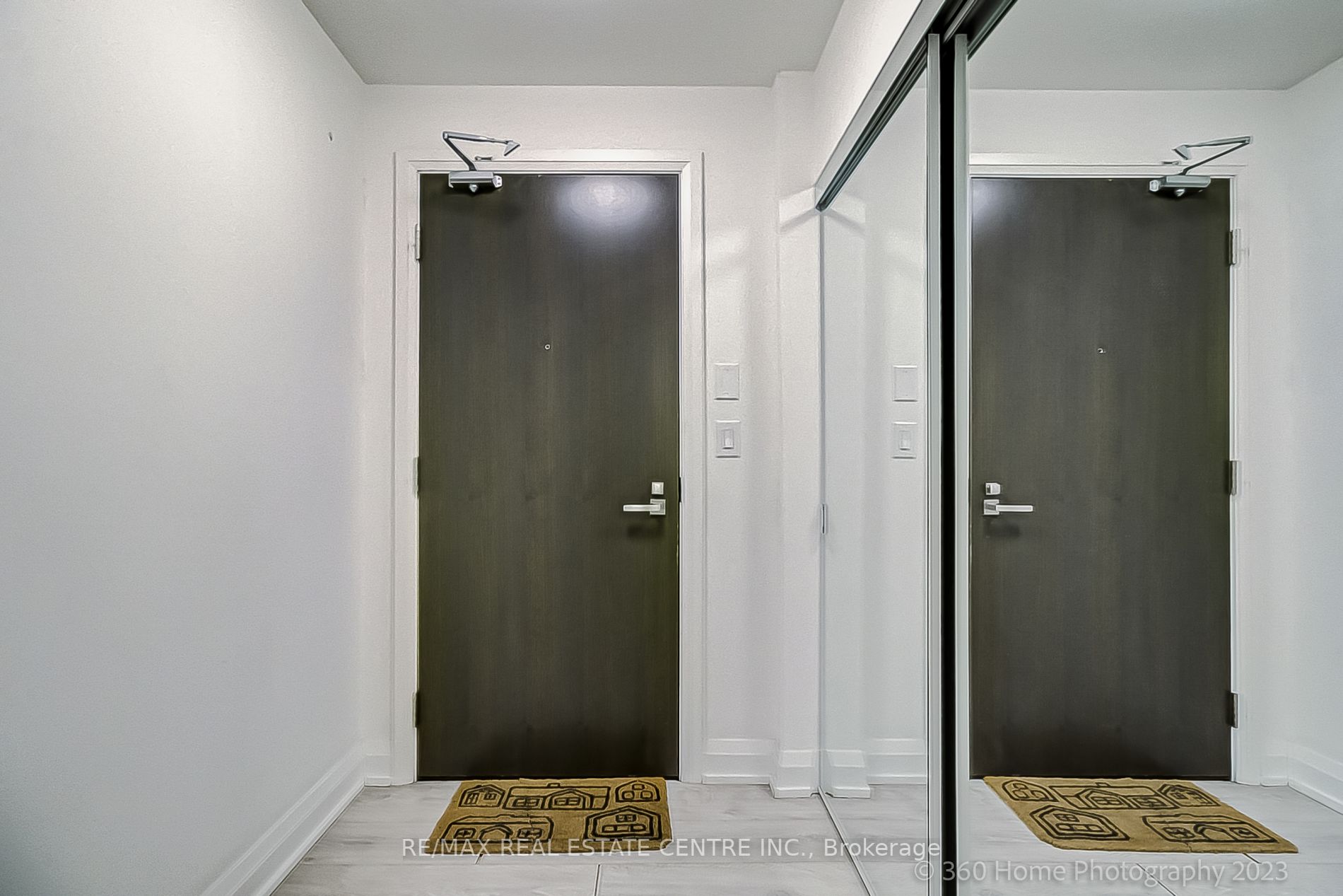 7171 Yonge St, #Lph307